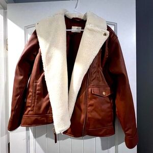 Cute brown(ish) bomber jacket
